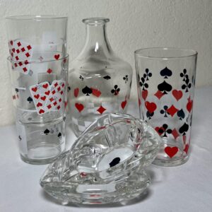 Lot carafe, verres et cendriers