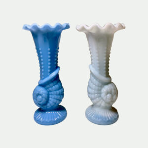 Lot de 2 vases en opaline de foire